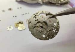 卡地亚维修服务中心-更换配件